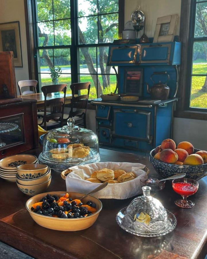 Inn At Sunset Mill Ranch Wimberley Extérieur photo