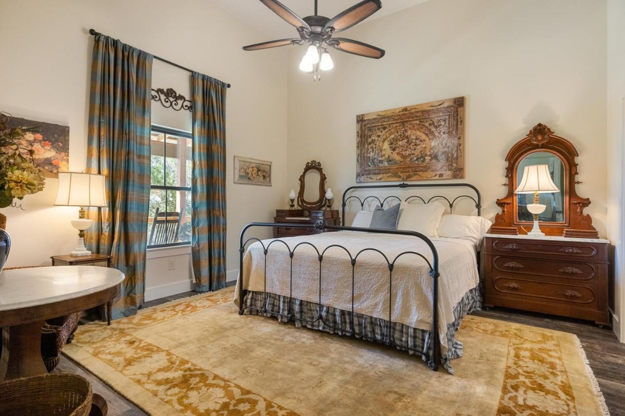 Inn At Sunset Mill Ranch Wimberley Extérieur photo